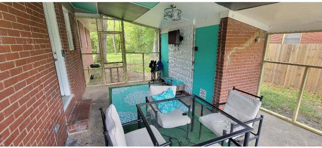 The N-Spired Beach Retreat-10Min From Ft.Benning Columbus Exterior photo